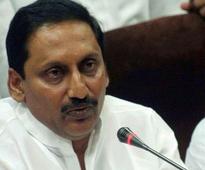 AP govt wants former Prez, Narasimha Rao's statues in Par